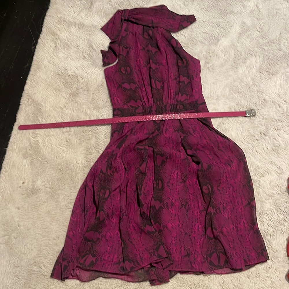 White House black market dress with belt